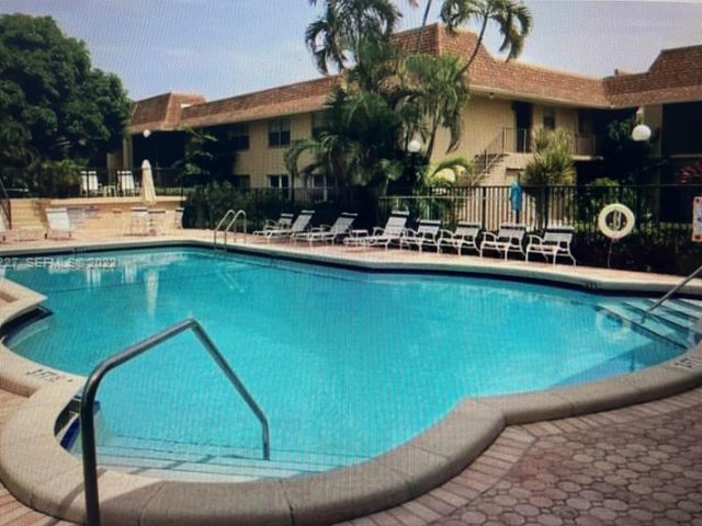 1174 NW 13th Street 236b, Boca Raton, FL 33486