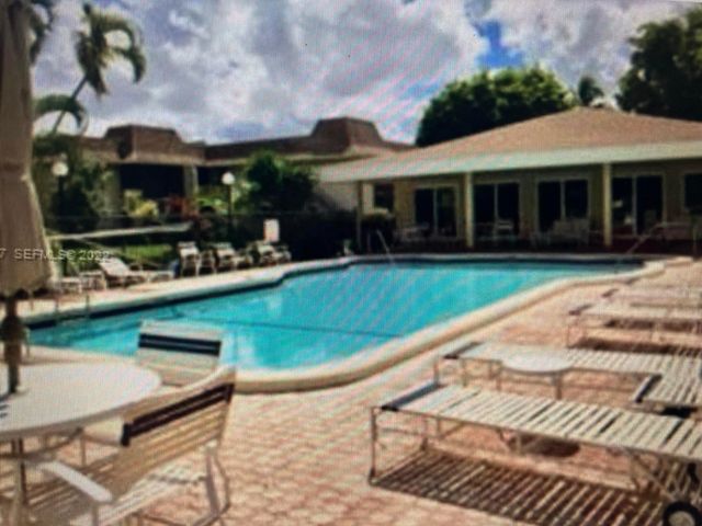 1174 NW 13th Street 236b, Boca Raton, FL 33486