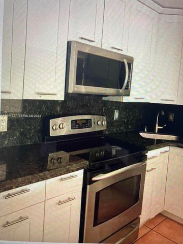 1174 NW 13th Street 236b, Boca Raton, FL 33486