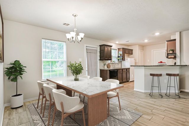 10533 Mary Lane, Manvel, TX 77578