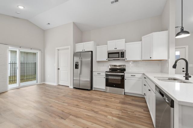 12195 W Northstar St, Maize, KS 67223