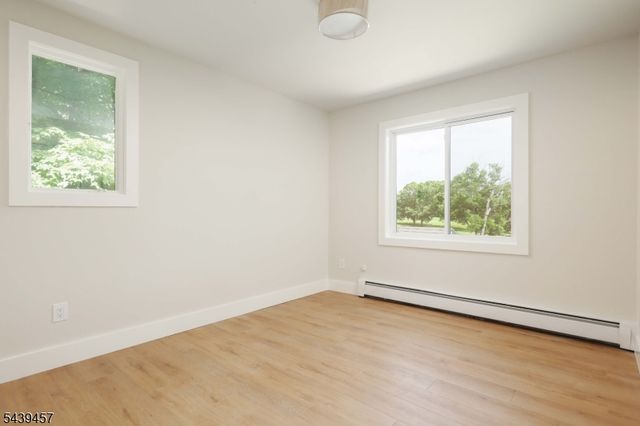 12 Fairway Trl, Sparta Twp., NJ 07871