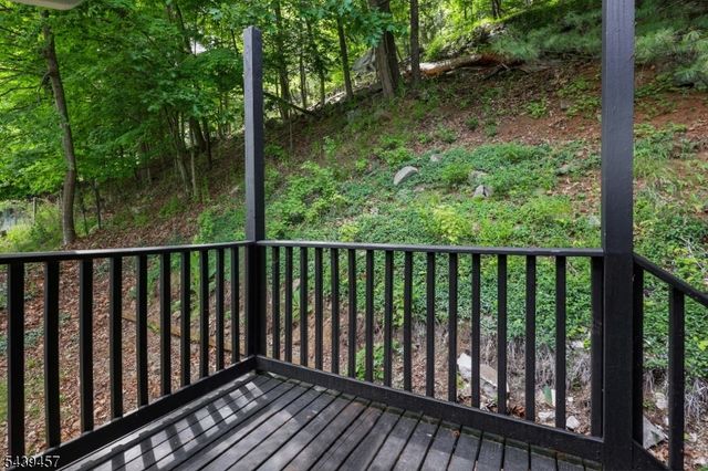 12 Fairway Trl, Sparta Twp., NJ 07871