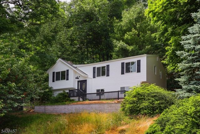 12 Fairway Trl, Sparta Twp., NJ 07871