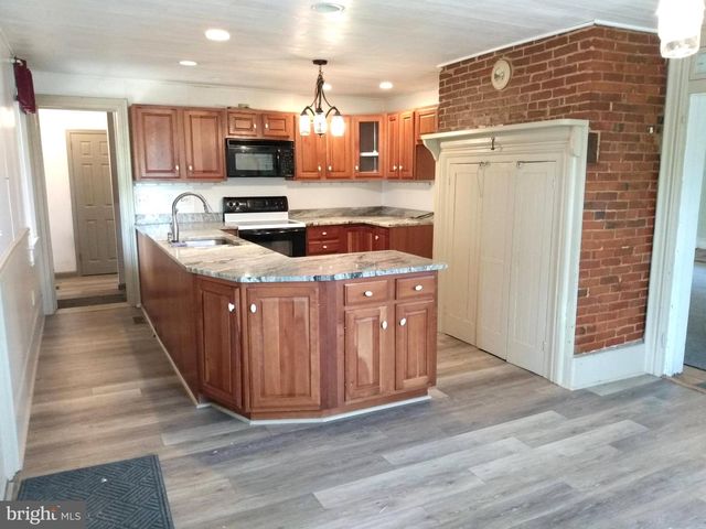 2897 GUILFORD SPRINGS RD, Chambersburg, PA 17202