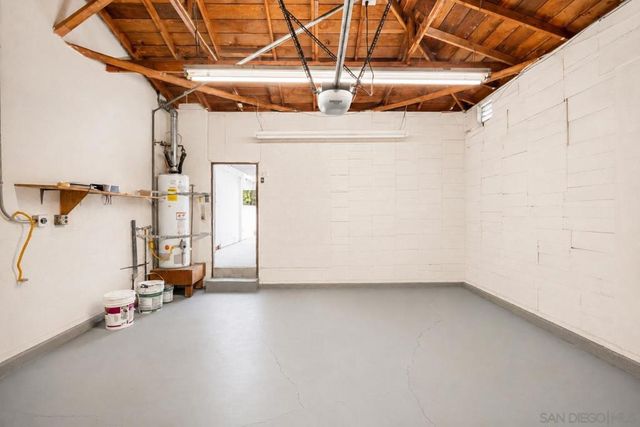 7016 Waite Dr, La Mesa, CA 91941