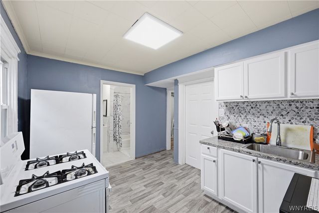 86 Modern Avenue, Lackawanna, NY 14218