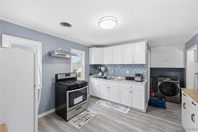 86 Modern Avenue, Lackawanna, NY 14218