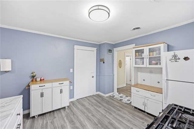 86 Modern Avenue, Lackawanna, NY 14218
