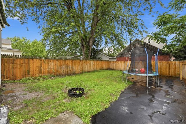 86 Modern Avenue, Lackawanna, NY 14218