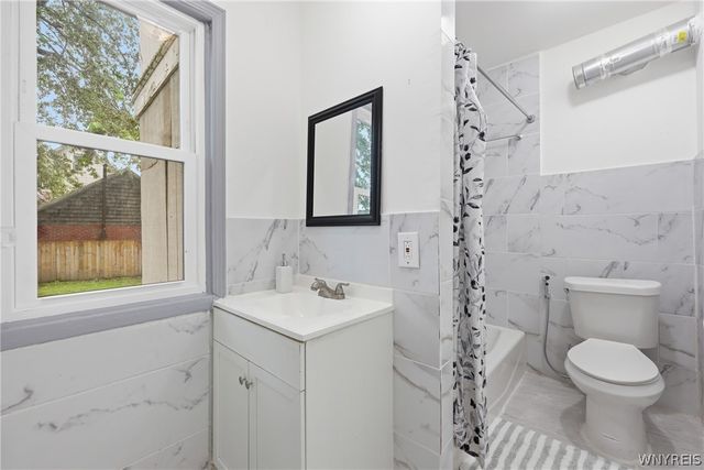 86 Modern Avenue, Lackawanna, NY 14218