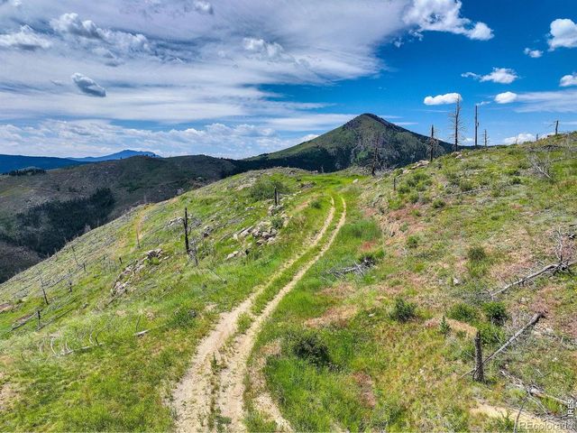 300 Shining Star Trail, Boulder, CO 80302
