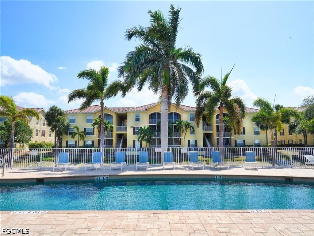 4105 Residence DR 720, Fort Myers, FL 33901