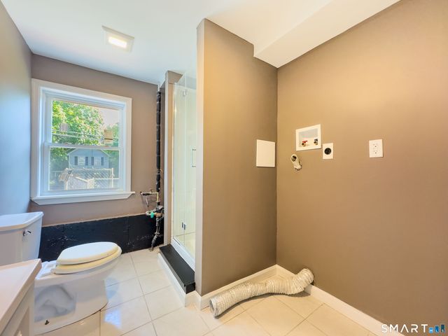 231 Long Hill Road, Waterbury, CT 06704