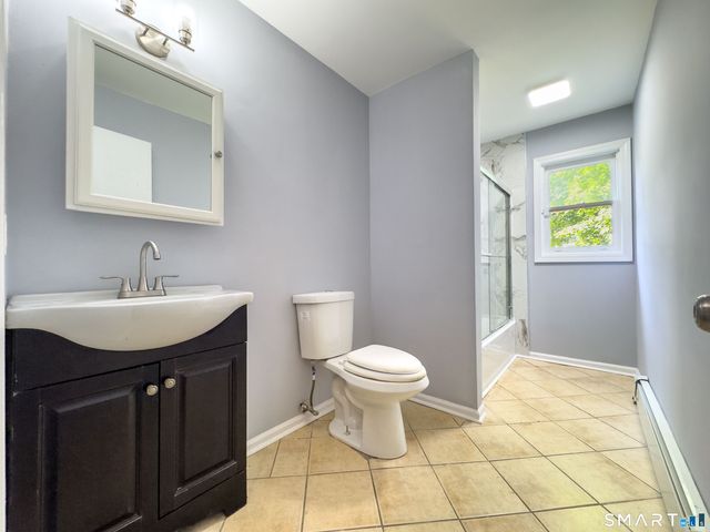 231 Long Hill Road, Waterbury, CT 06704