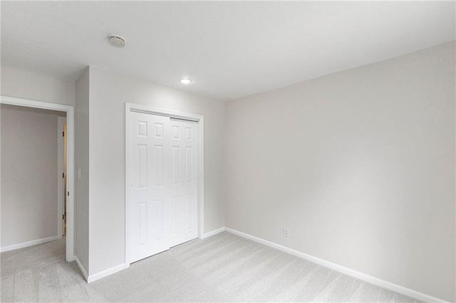 1920 E Mohawk Drive, Olathe, KS 66062
