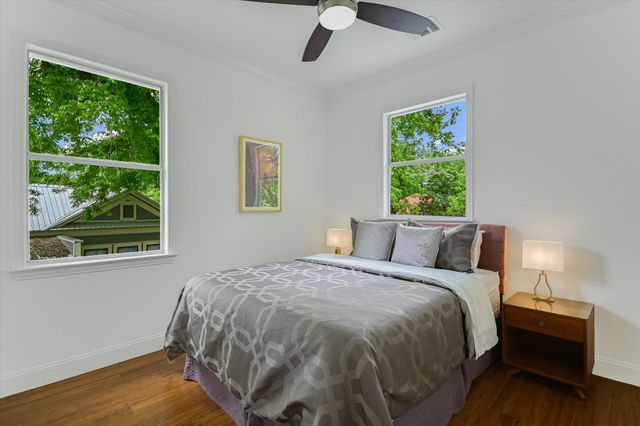 1501 Willow ST 1, Austin, TX 78702