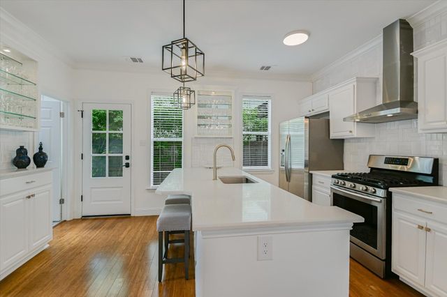 1501 Willow ST 1, Austin, TX 78702