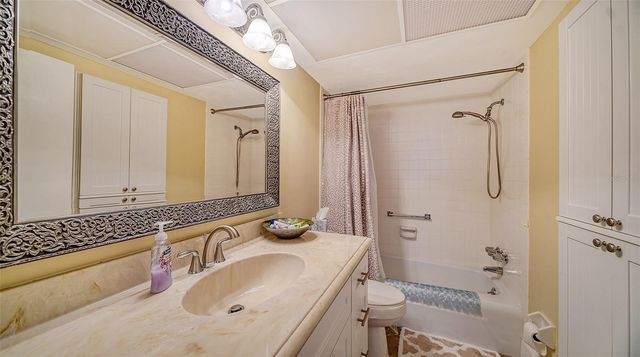 555 THE ESPLANADE N 802, Venice, FL 34285