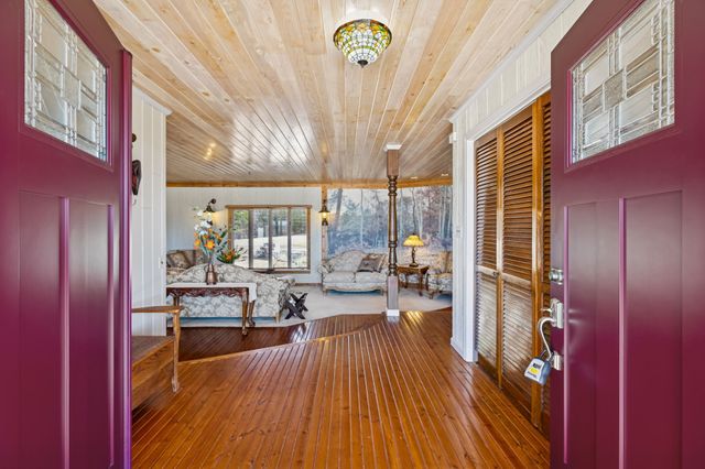 1372 Short Mountain Rd, Mcminnville, TN 37110