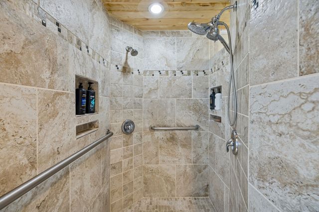 1372 Short Mountain Rd, Mcminnville, TN 37110