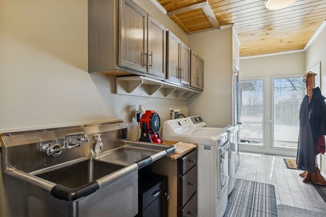 1372 Short Mountain Rd, Mcminnville, TN 37110