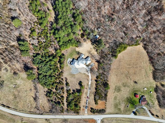 1372 Short Mountain Rd, Mcminnville, TN 37110