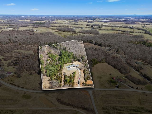 1372 Short Mountain Rd, Mcminnville, TN 37110