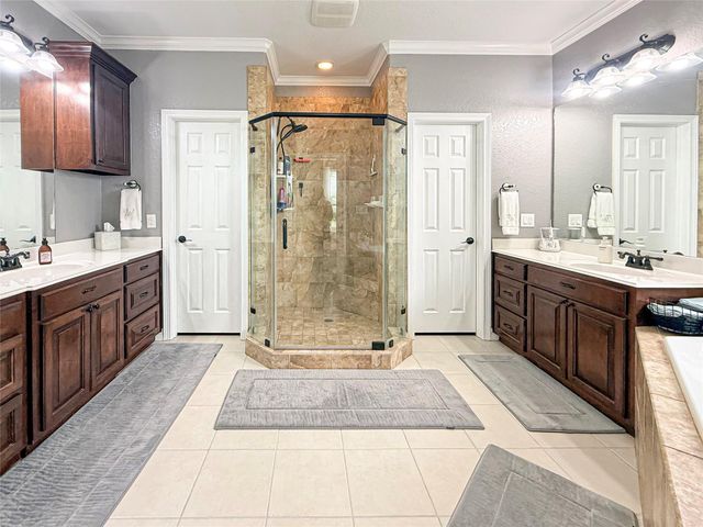 807 Mill Road, Angleton, TX 77515