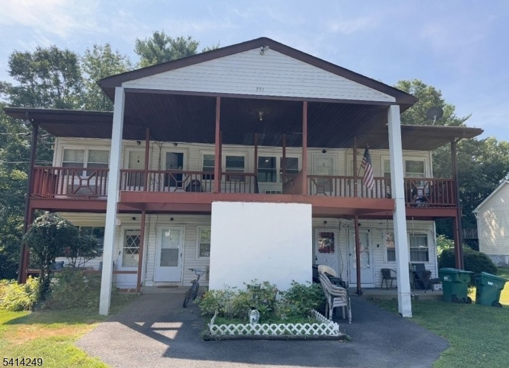 371 G Lake Shore South O6, Montague Twp., NJ 07827