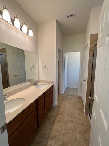 2504 Wesley Avenue, Aubrey, TX 76227