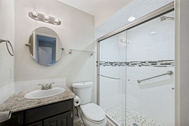 6008 Brentcove Drive, Arlington, TX 76001