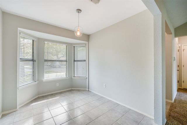 6008 Brentcove Drive, Arlington, TX 76001