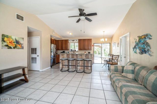 107 Mayfair Street SE, Palm Bay, FL 32909