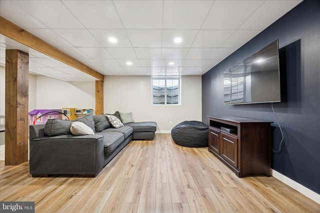 48 CHRISTI DR, Barto, PA 19504