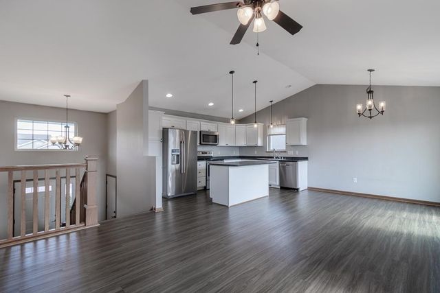 720 Mulligan Street, Mankato, MN 56001