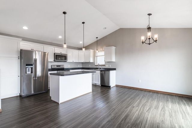 720 Mulligan Street, Mankato, MN 56001