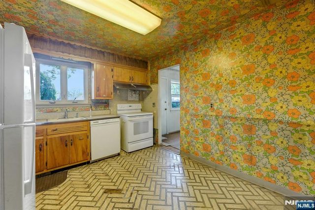 599 Concord Street, New Milford, NJ 07646