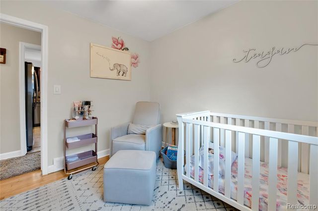 10070 Buckingham Avenue, Allen Park, MI 48101