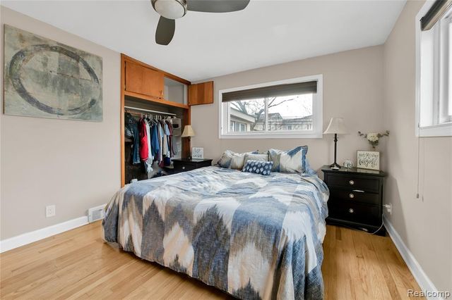 10070 Buckingham Avenue, Allen Park, MI 48101