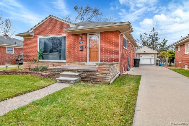 10070 Buckingham Avenue, Allen Park, MI 48101