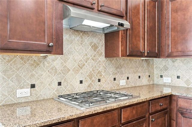 110 Willow Overlook, Canton, GA 30115