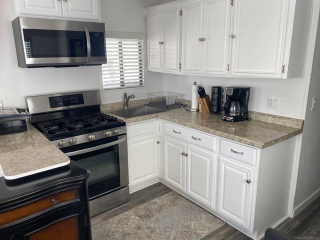 900 N Cleveland Street 16, Oceanside, CA 92054