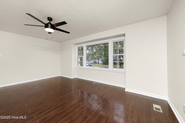 404 Decatur Road, Jacksonville, NC 28540