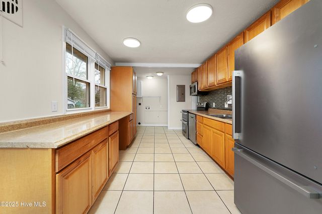 404 Decatur Road, Jacksonville, NC 28540