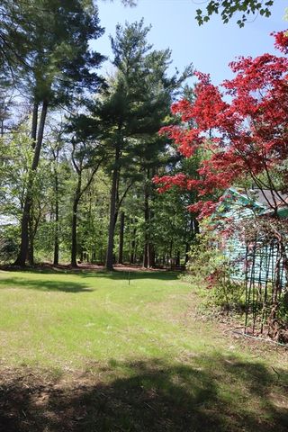 460 Soule Rd, Wilbraham, MA 01095