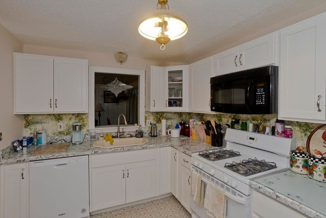 460 Soule Rd, Wilbraham, MA 01095