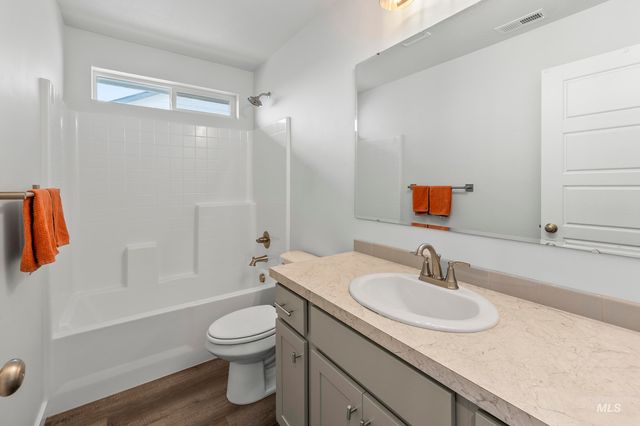 17184 N Plumage Way, Nampa, ID 83687