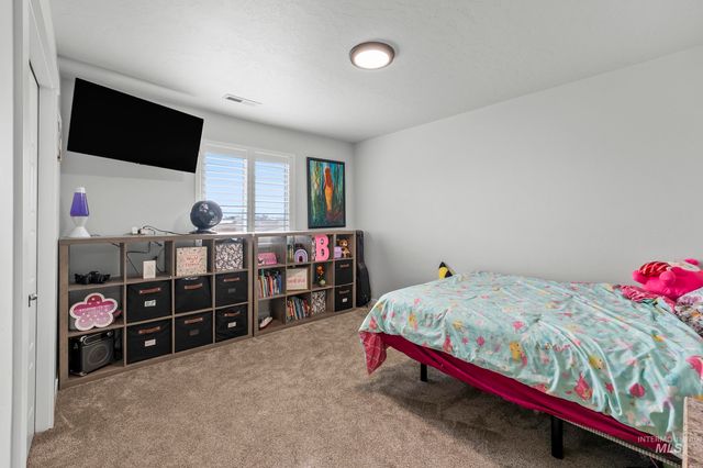 17184 N Plumage Way, Nampa, ID 83687