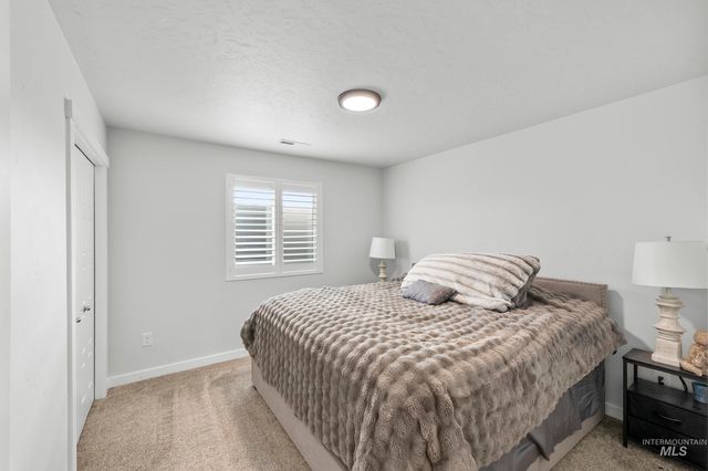 17184 N Plumage Way, Nampa, ID 83687